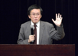 岸見 一郎氏