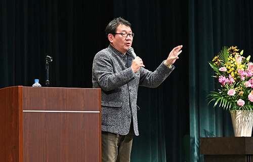 重松 清選考委員による講評