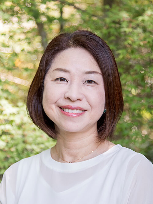 藤岡　陽子　氏（作家）